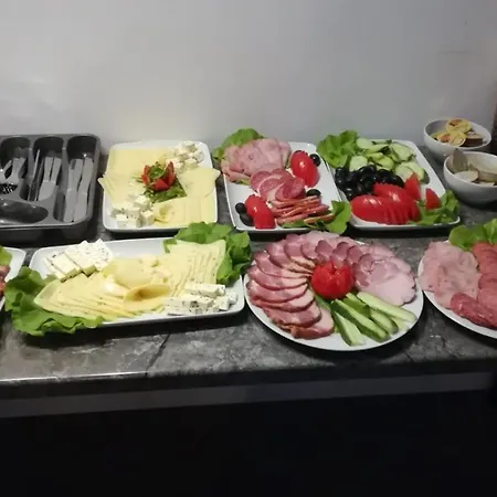 Ξενοδοχείο με διαμερίσματα Upstairs Boutique Βουκουρέστι